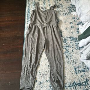 Vuori dream knit romper size M grey